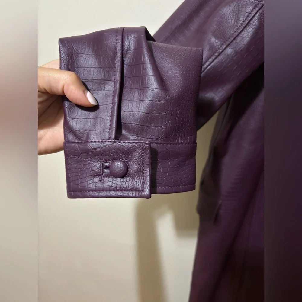 Hot Topic Suicide Squad Joker Purple Trench Coat - Picture 7 of 14